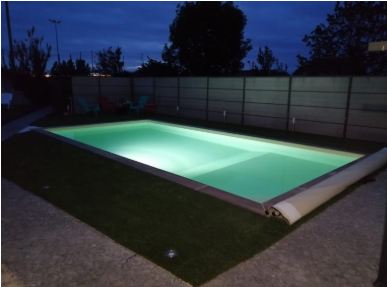 Profitez de votre piscine Les Piscines du Faubourg